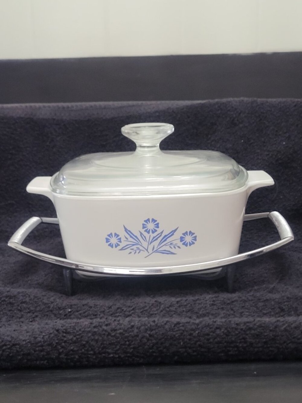 Corning Ware Blue Cornflower 1.5 Qt P-1 1/2-B w/ Lid and trivet P-11-M-1
